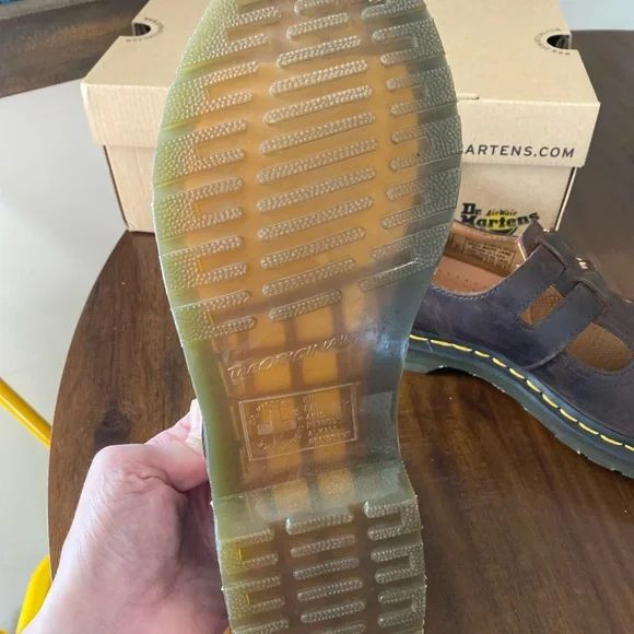 NEW IN BOX - Dr. Martens Dark Brown Leather Mary Jane Shoes - Picture 2 of 4